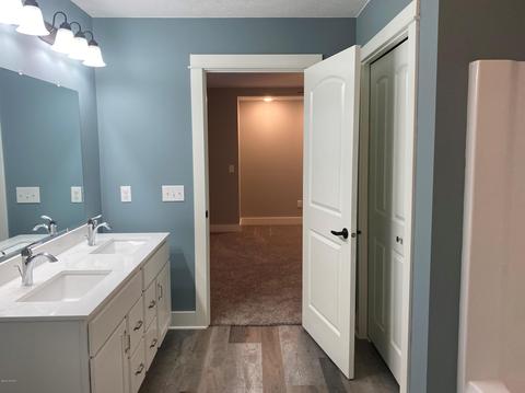 8123 Idared Rd, Saint Johns, MI 48879 photo 17