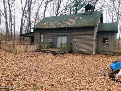1407 E 16 Mile Rd, Bitely, MI 49309 photo 2