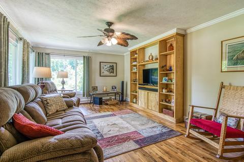 5311 Whites Bridge Rd, Belding, MI 48809 photo 17