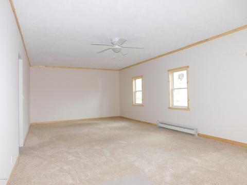 67050 Oxbow Rd, Constantine, MI 49042 photo 3