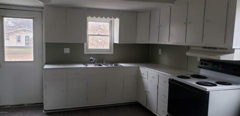 611 S Constantine St, Three Rivers, MI 49093 photo 6