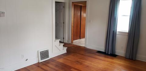 611 S Constantine St, Three Rivers, MI 49093 photo 2