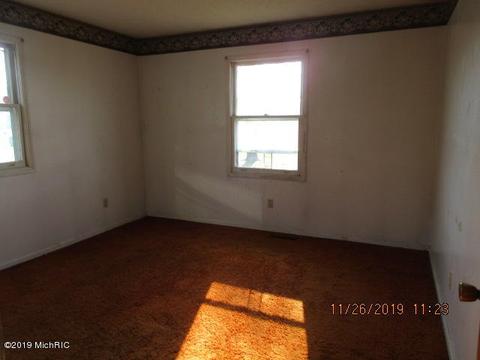 18470 6th Ave Rd, Three Rivers, MI 49093 photo 9