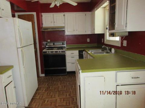 18470 6th Ave Rd, Three Rivers, MI 49093 photo 6