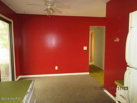 18470 6th Ave Rd, Three Rivers, MI 49093 photo 4