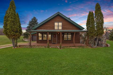 3517 70th Ave, Evart, MI 49631 photo 1