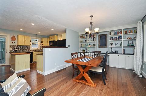 23862 64th Ave, Mattawan, MI 49071 photo 2