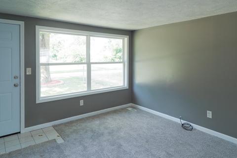 710 Tenth St, Three Rivers, MI 49093 photo 4