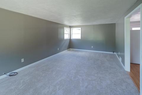 710 Tenth St, Three Rivers, MI 49093 photo 5