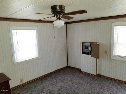 5333 S Arrowhead Trl, Baldwin, MI 49304 photo 11