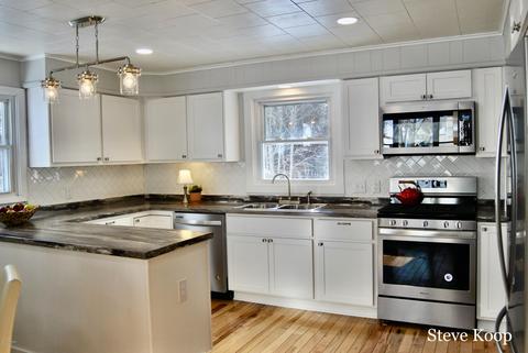 739 Morton Ave, Belding, MI 48809 photo 6