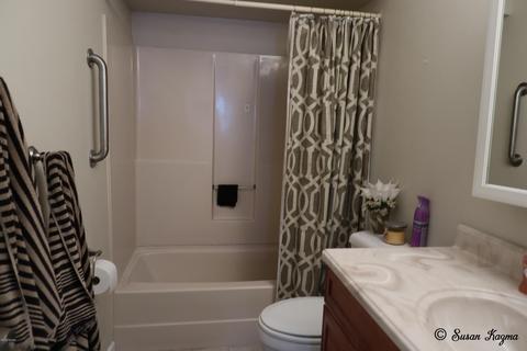4142 Joan Dr, Dorr, MI 49323 photo 8