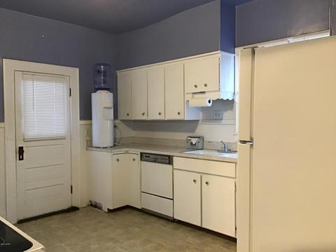 501 E Morrell St, Otsego, MI 49078 photo 4