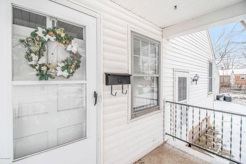 1602 Eagle St, Niles, MI 49120 photo 4