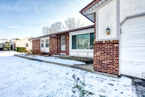 1688 Willowbrook Dr, Jenison, MI 49428 photo 29