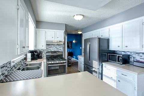 1688 Willowbrook Dr, Jenison, MI 49428 photo 8