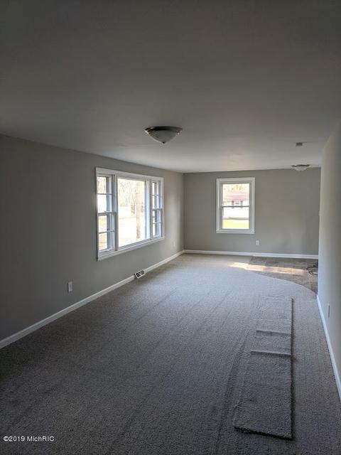 5097 Geiger Ct, Belding, MI 48809 photo 7
