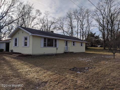 5097 Geiger Ct, Belding, MI 48809 photo 1
