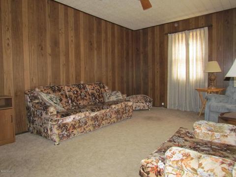 813 Circle Dr, Augusta, MI 49012 photo 9