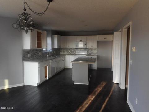 4170 S Loomis Rd, Shepherd, MI 48883 photo 7