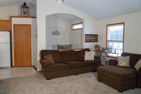 3822 Hidden Forest Dr, Dorr, MI 49323 photo 4