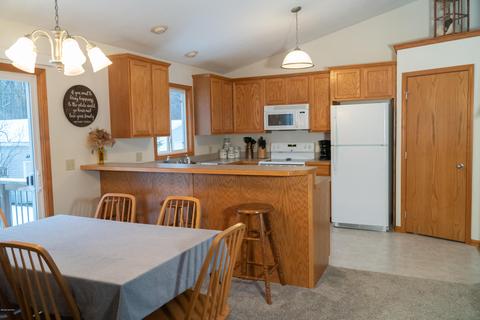 3822 Hidden Forest Dr, Dorr, MI 49323 photo 8