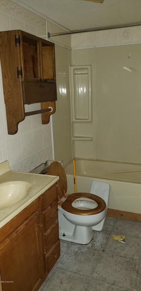 7575 E 72nd St, Newaygo, MI 49337 photo 7