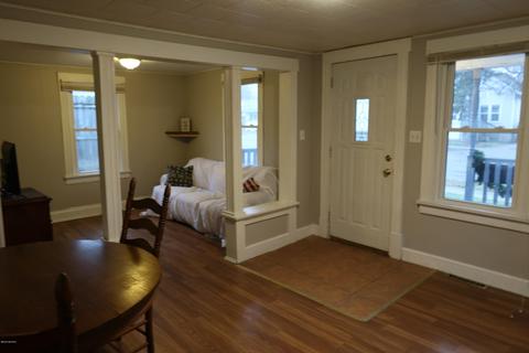 28 E Gardner St, Sparta, MI 49345 photo 2
