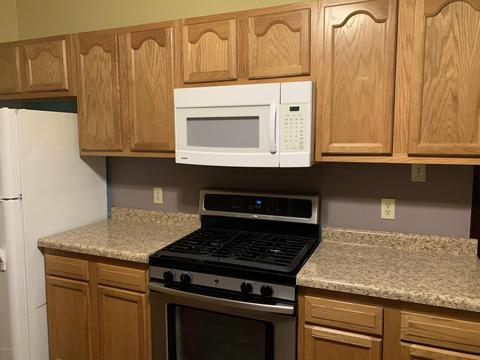 118 Charles Ct, Buchanan, MI 49107 photo 4