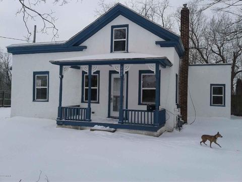 202 Rock River Ave, Three Rivers, MI 49093 photo 1
