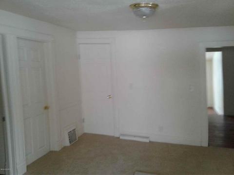 202 Rock River Ave, Three Rivers, MI 49093 photo 3