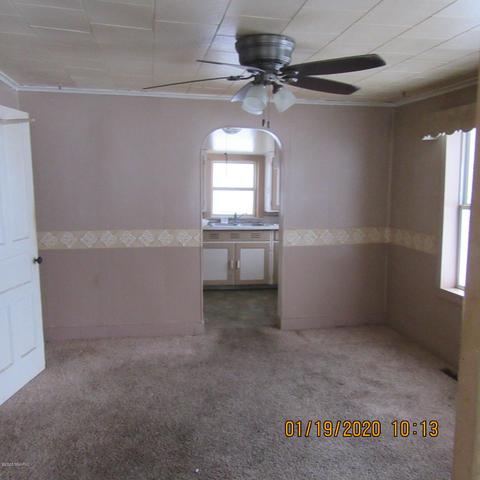 418 Brigham St, Plainwell, MI 49080 photo 7