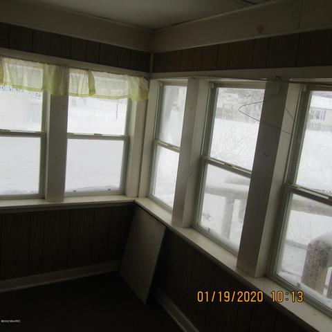 418 Brigham St, Plainwell, MI 49080 photo 10