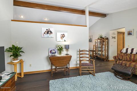 6919 Eric Ave, Jenison, MI 49428 photo 11