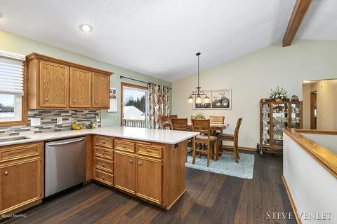 6919 Eric Ave, Jenison, MI 49428 photo 6