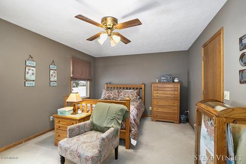 6919 Eric Ave, Jenison, MI 49428 photo 13