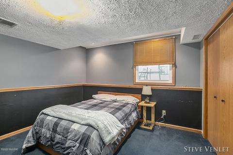 6919 Eric Ave, Jenison, MI 49428 photo 20