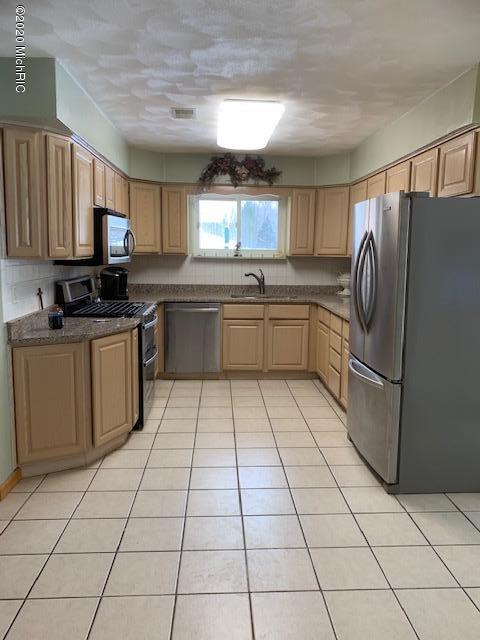 122 Highfield Rd, Marshall, MI 49068 photo 12