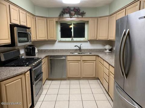 122 Highfield Rd, Marshall, MI 49068 photo 9