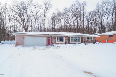 122 Highfield Rd, Marshall, MI 49068 photo 1