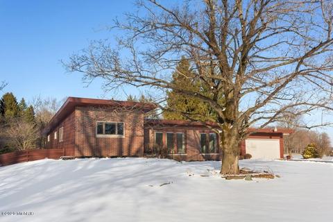 19077 Three Oaks Rd, Three Oaks, MI 49128 photo 2