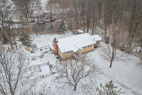 3352 S White Bridge Rd, Lowell, MI 49331 photo 3