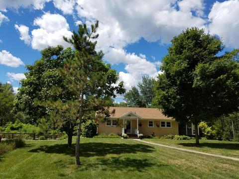 3352 S White Bridge Rd, Lowell, MI 49331 photo 7