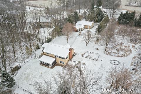 3352 S White Bridge Rd, Lowell, MI 49331 photo 5