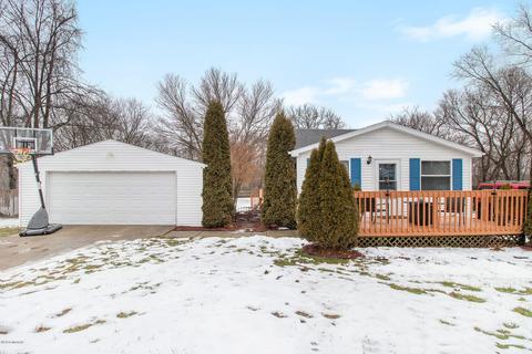507 Arctic St, Buchanan, MI 49107 photo 1