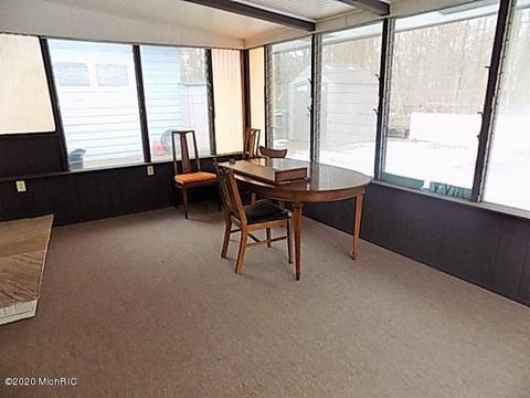 159 Hampton Rd, Benton Harbor, MI 49022 photo 11
