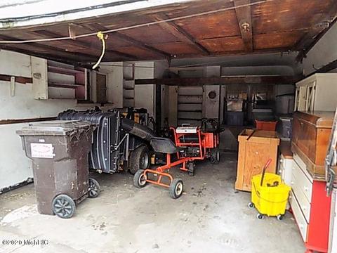 159 Hampton Rd, Benton Harbor, MI 49022 photo 22