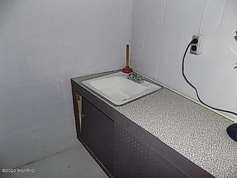 159 Hampton Rd, Benton Harbor, MI 49022 photo 13
