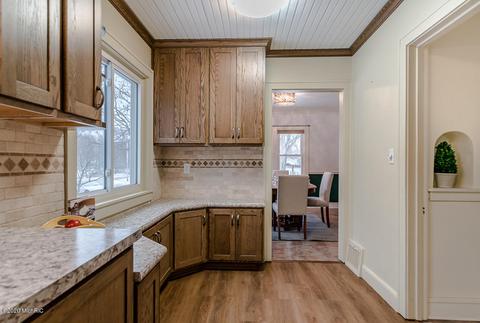 203 Maple Ter, Spring Lake, MI 49456 photo 15