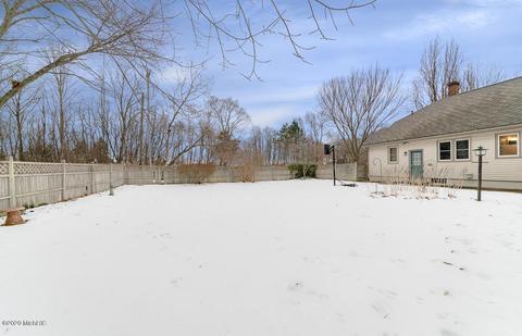 203 Maple Ter, Spring Lake, MI 49456 photo 45